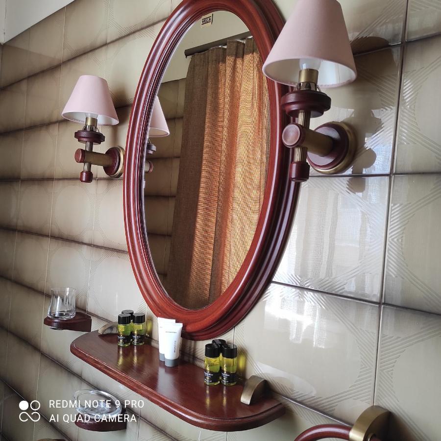 Johnny'S Loft Apartment Agrinio Ngoại thất bức ảnh
