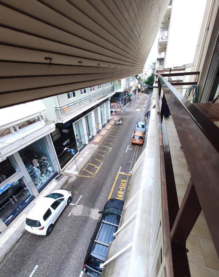 Johnny'S Loft Apartment Agrinio Ngoại thất bức ảnh