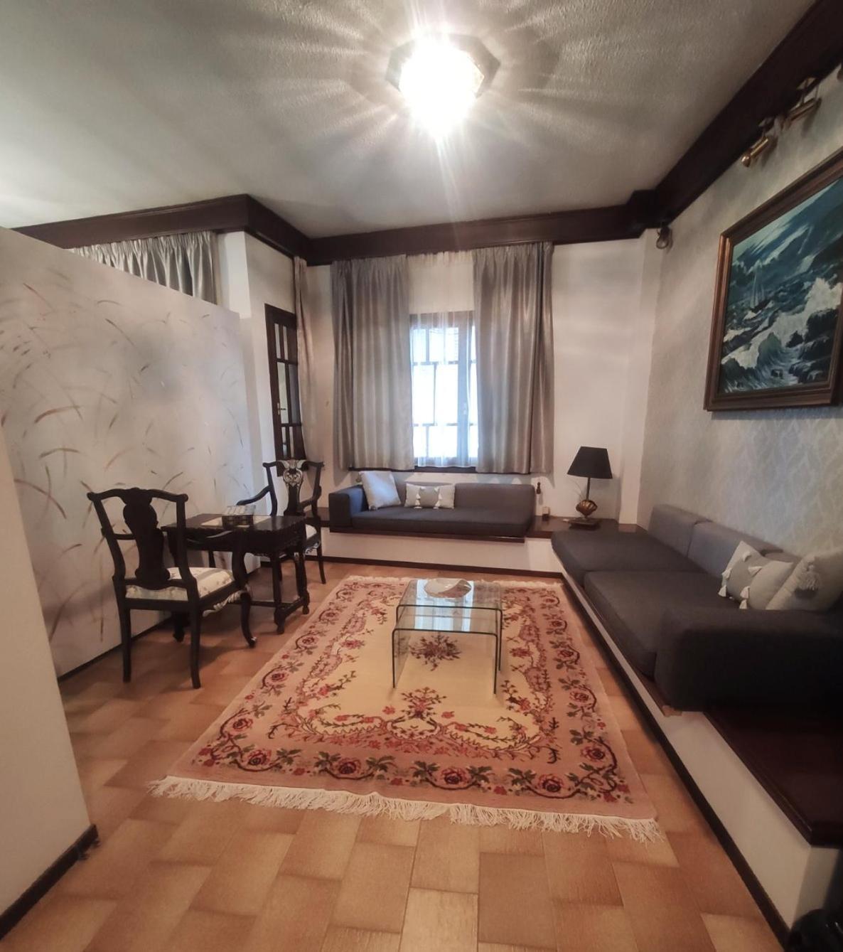 Johnny'S Loft Apartment Agrinio Ngoại thất bức ảnh